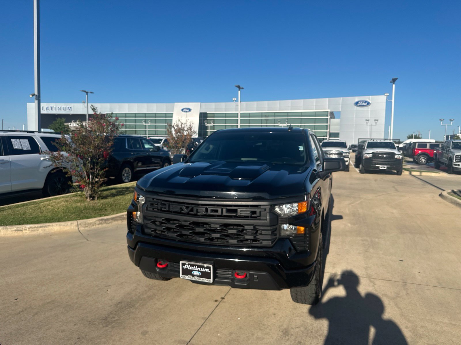 Used 2024 Chevrolet Silverado 1500 Custom Trail Boss w/ LPO, Dark Essentials Package AWD/4WD image 23