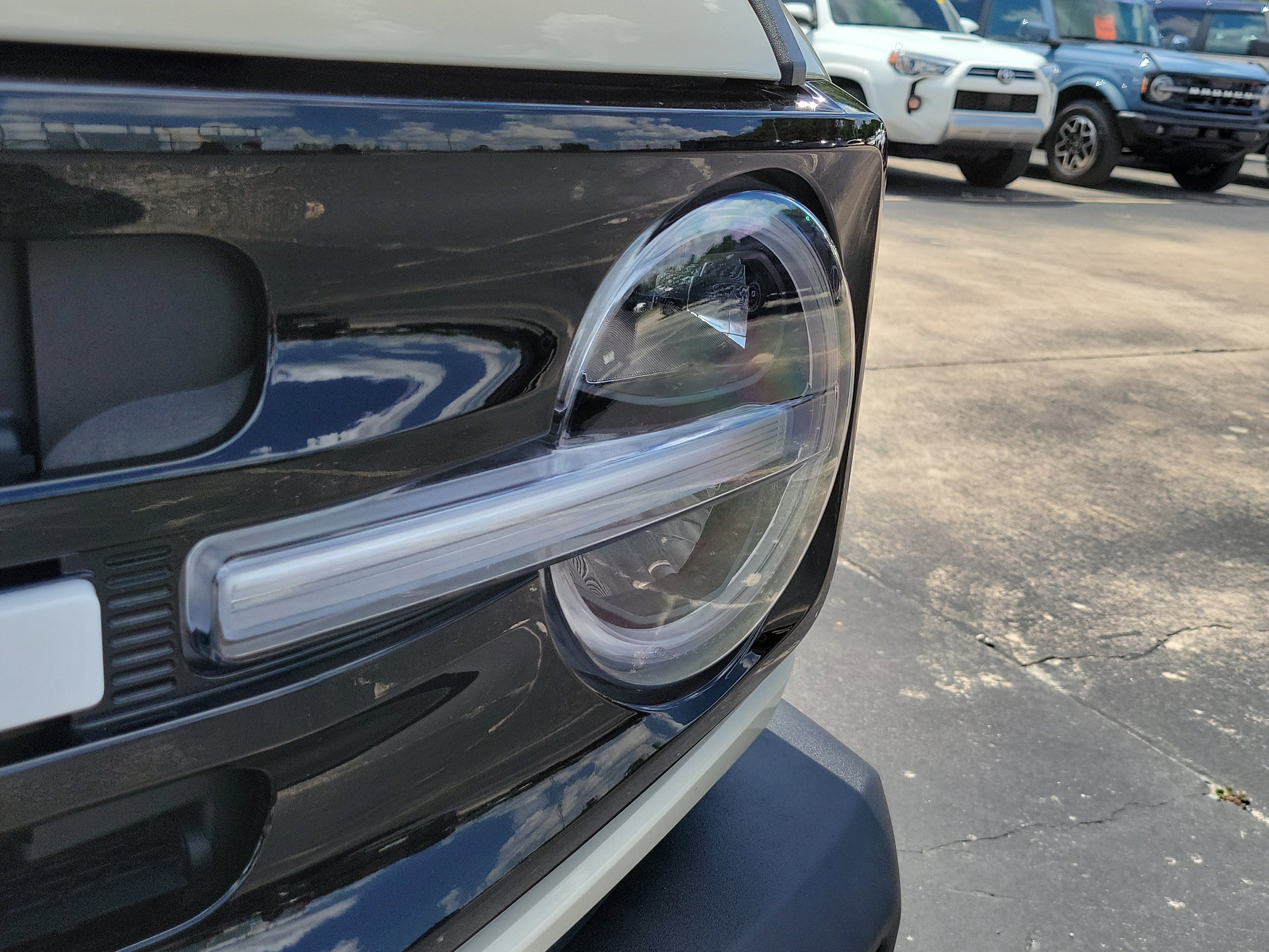 Certified 2025 Ford Bronco Outer Banks AWD/4WD image 3