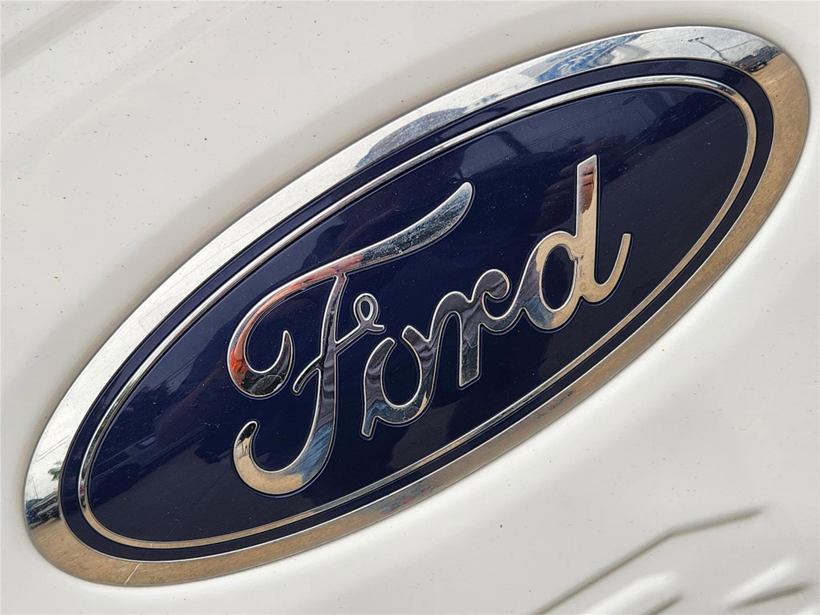 Certified 2025 Ford F250 XL w/ FX4 Off-Road Package AWD/4WD image 14