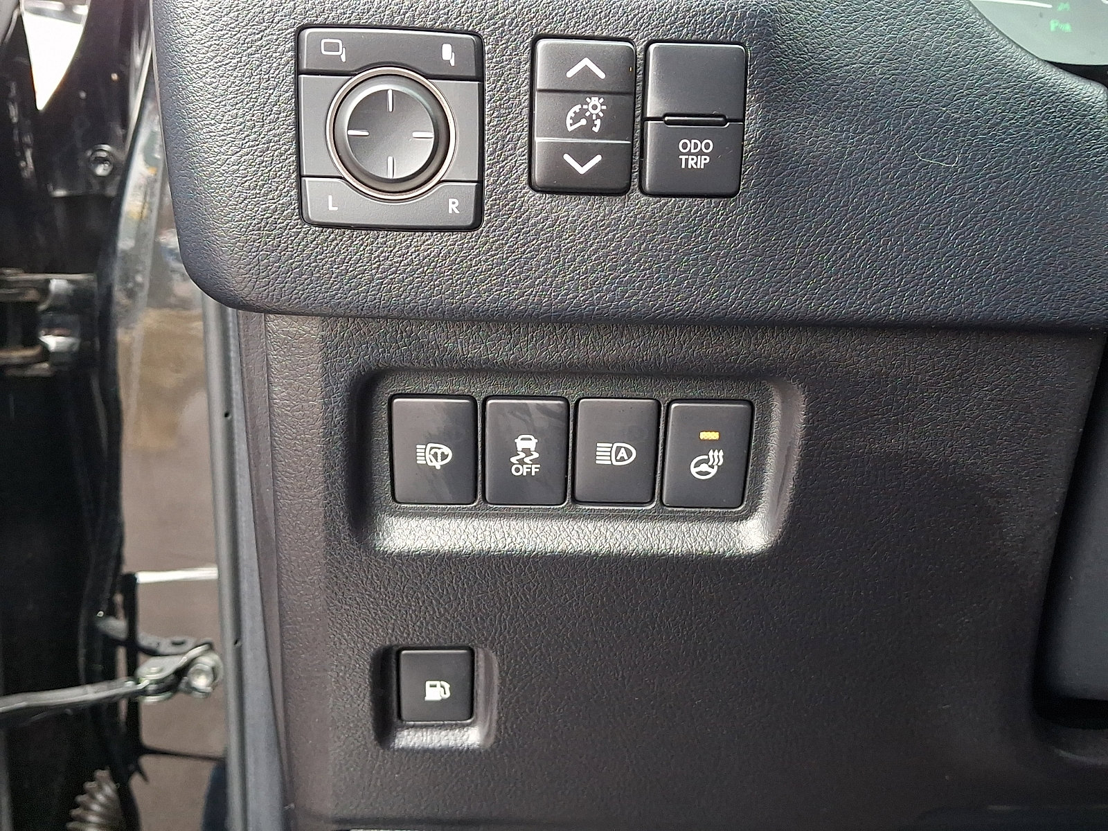 Used 2023 Lexus GX 460 Premium w/ Premium Package image 33