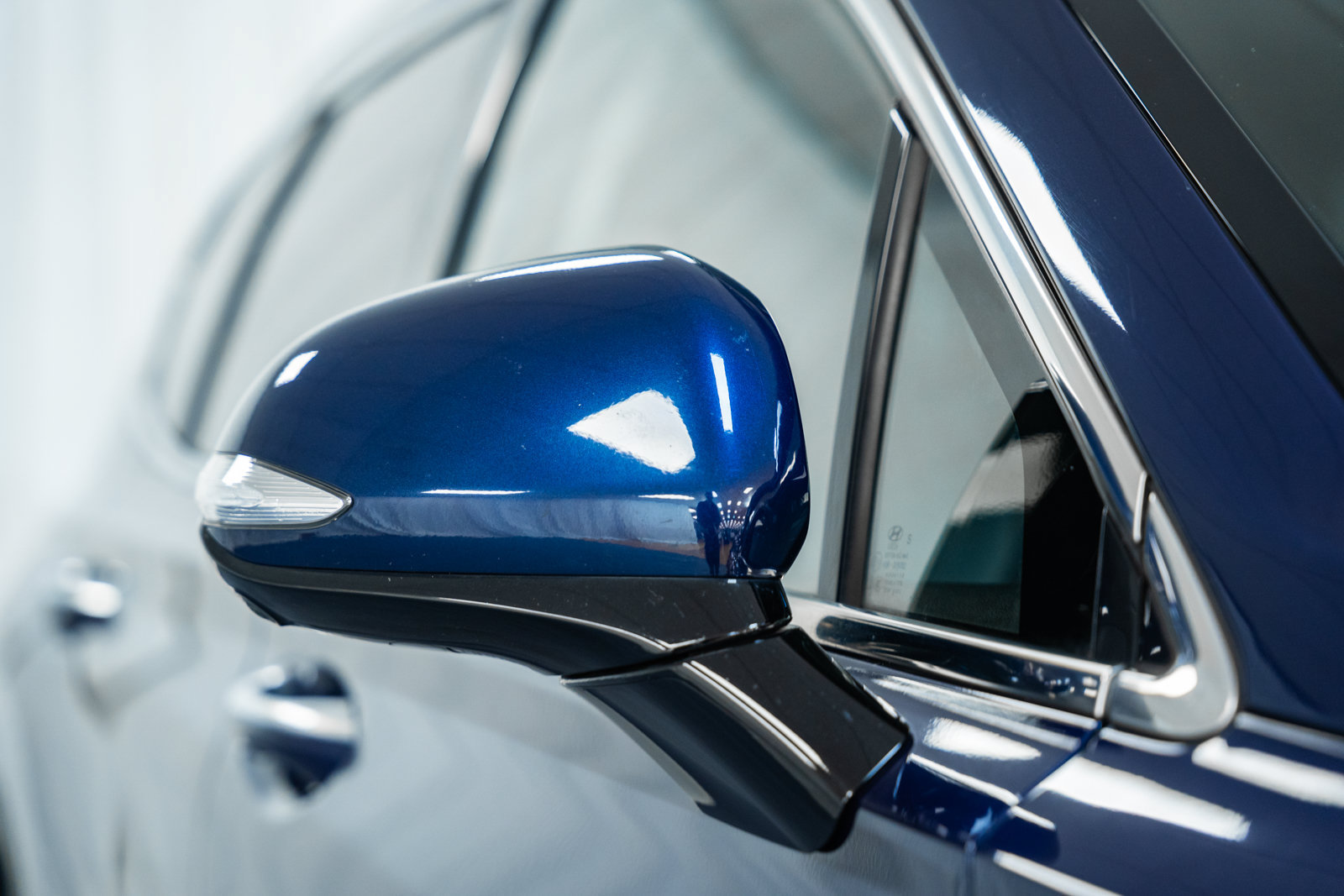 Used 2019 Hyundai Santa Fe AWD image 11