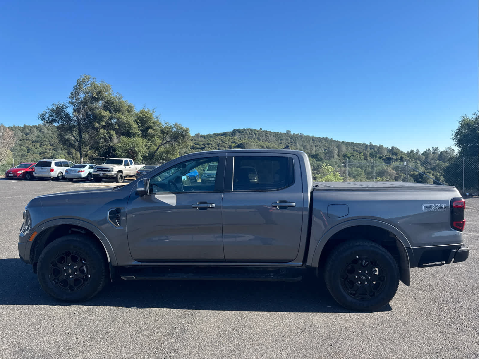 Certified 2025 Ford Ranger Lariat w/ FX4 Off-Road Package AWD/4WD image 8