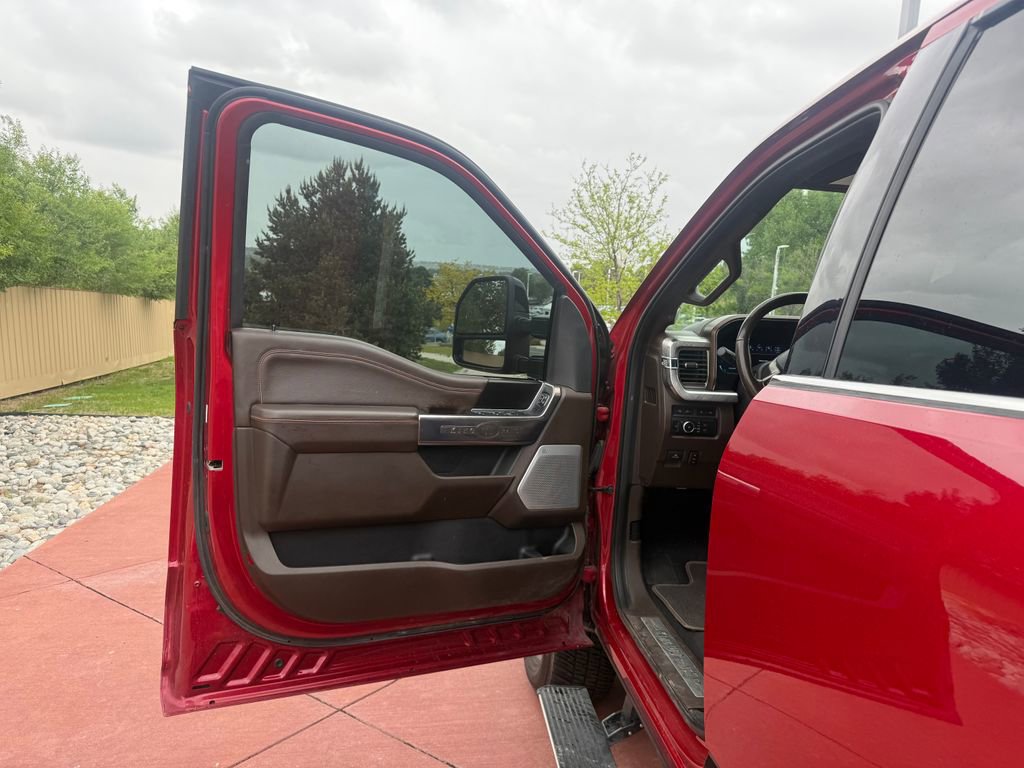 Certified 2024 Ford F350 King Ranch AWD/4WD image 10