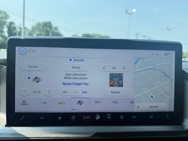 Certified 2022 Ford Edge SEL w/ Convenience Package AWD/4WD image 14
