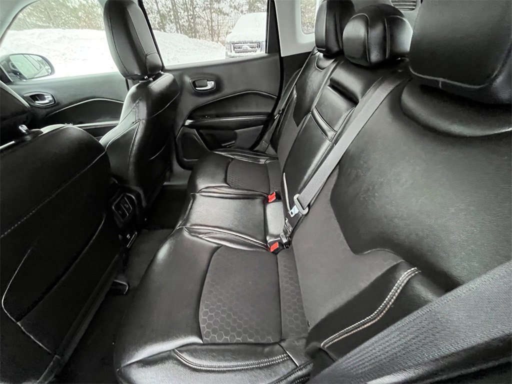 Used 2018 Jeep Compass Latitude image 23