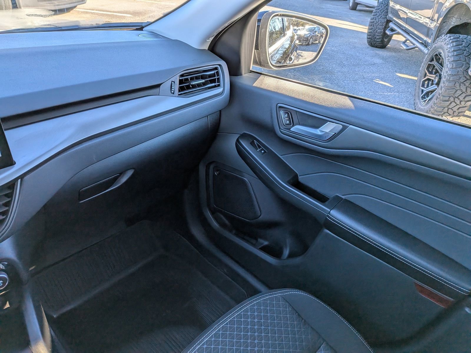 Certified 2023 Ford Escape Active w/ Tech Pack #2 image 19