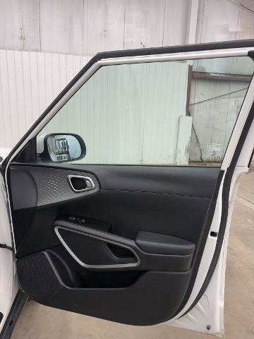 Used 2021 Kia Soul LX image 15