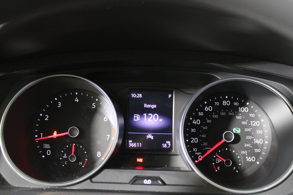 Used 2021 Volkswagen Tiguan S image 16