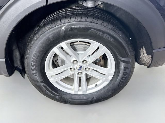 Certified 2022 Ford Explorer XLT w/ Equipment Group 202A image 30