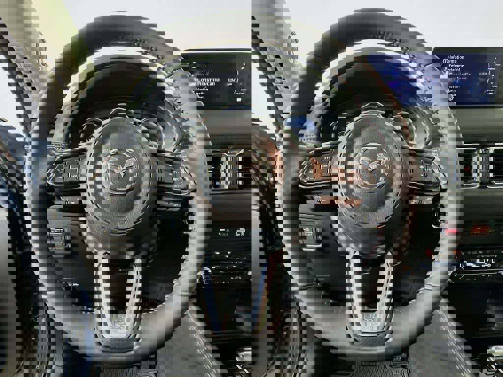 Used 2025 MAZDA CX-5 Carbon Edition image 15