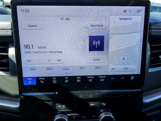 Certified 2024 Ford Expedition XLT image 19