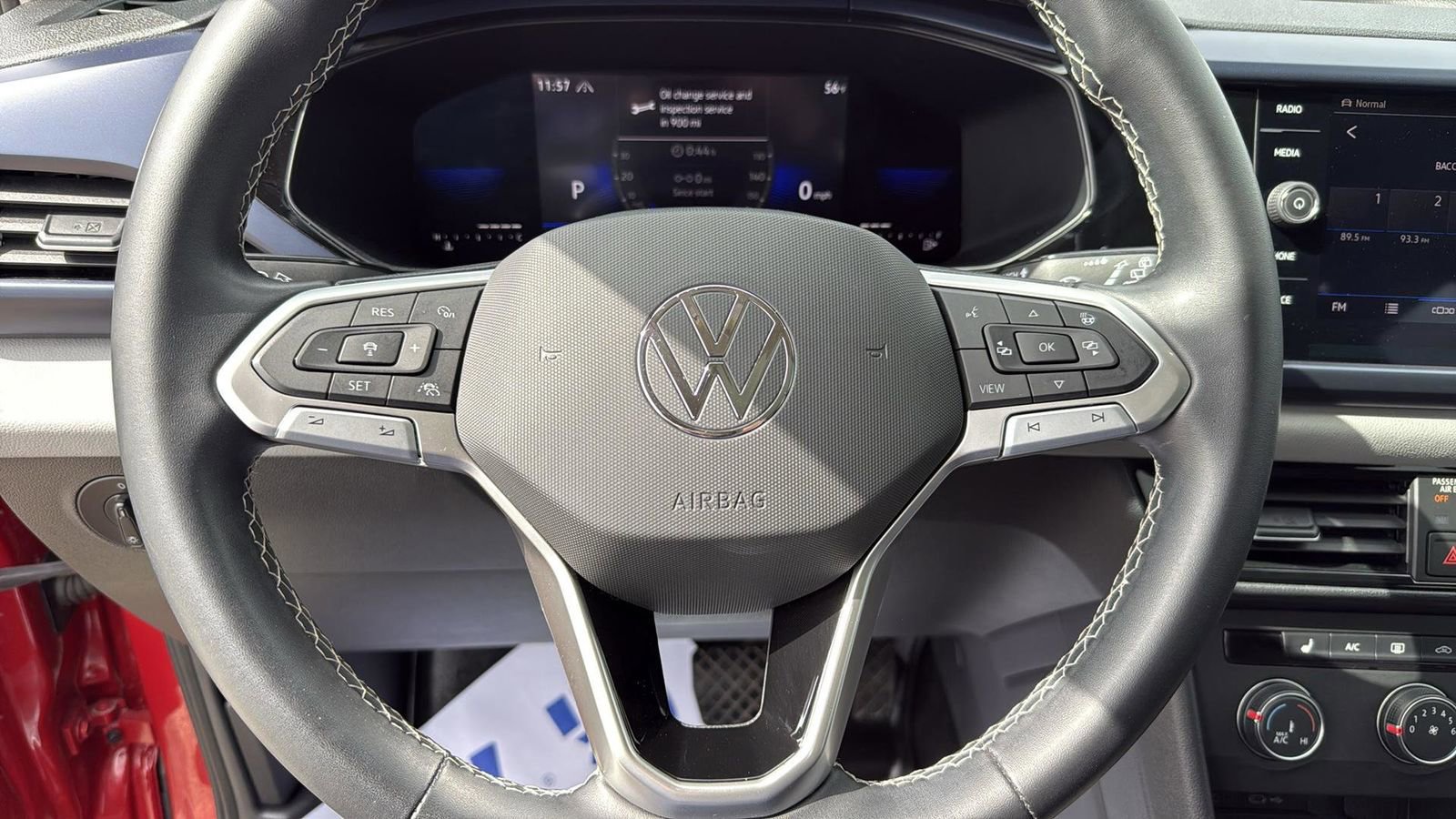 Used 2022 Volkswagen Taos SE image 15