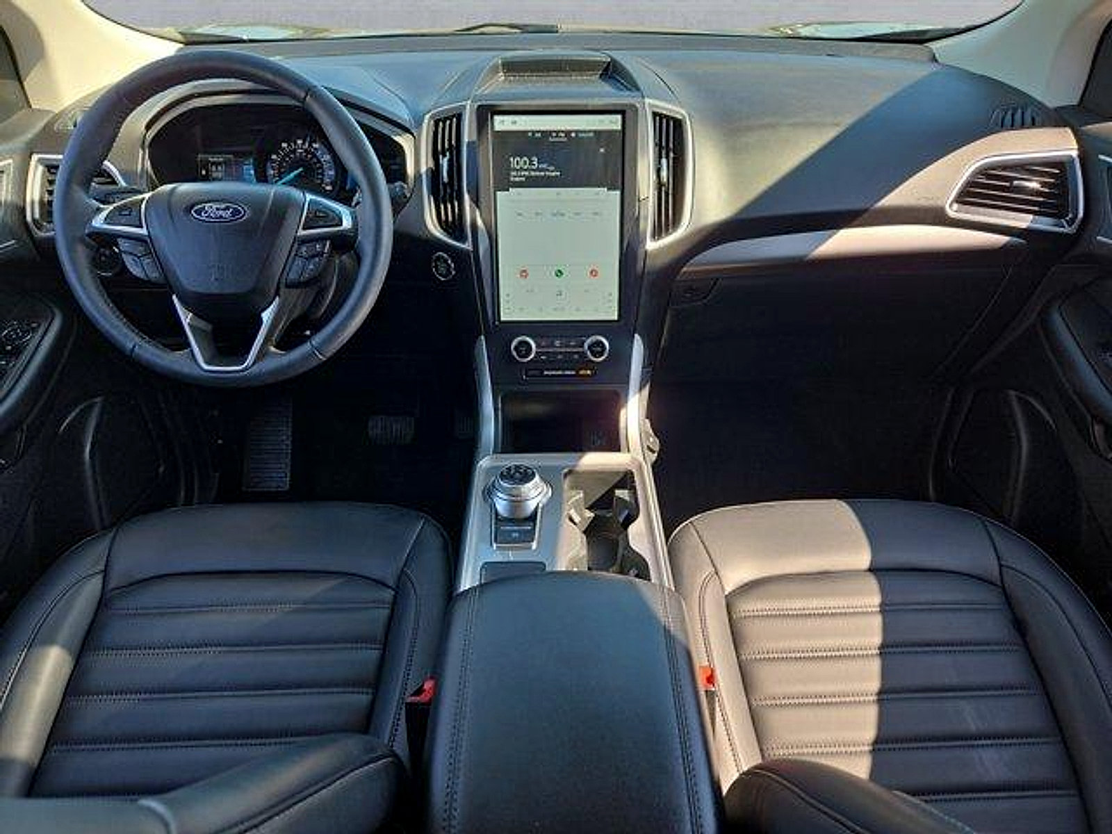 Certified 2024 Ford Edge SEL w/ Convenience Package AWD/4WD image 9