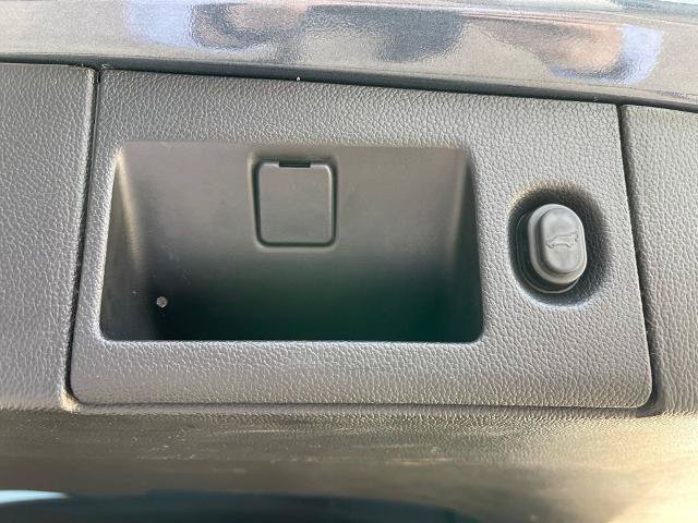Used 2019 Chevrolet Tahoe LT w/ Luxury Package AWD/4WD image 20