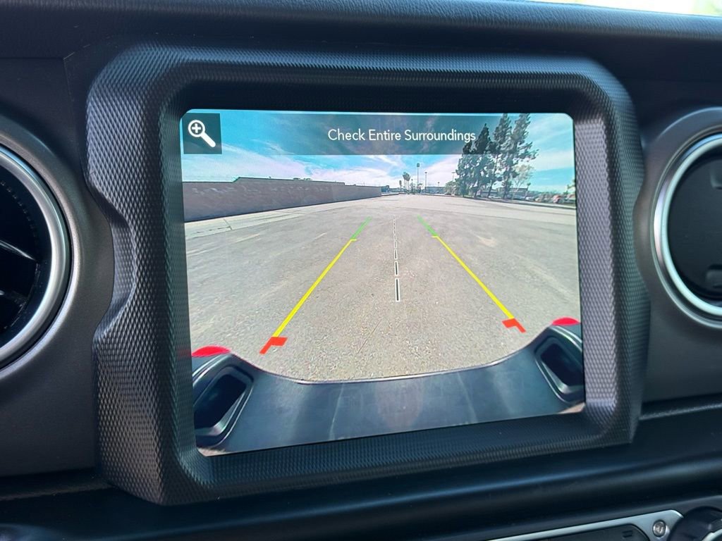 Used 2021 Jeep Gladiator Rubicon image 9