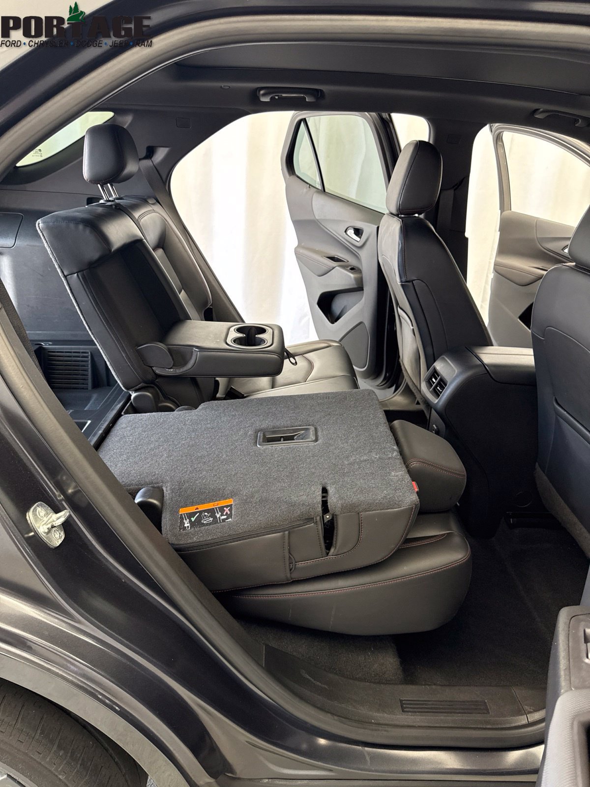 Used 2022 Chevrolet Equinox RS w/ RS Leather Package AWD/4WD image 38
