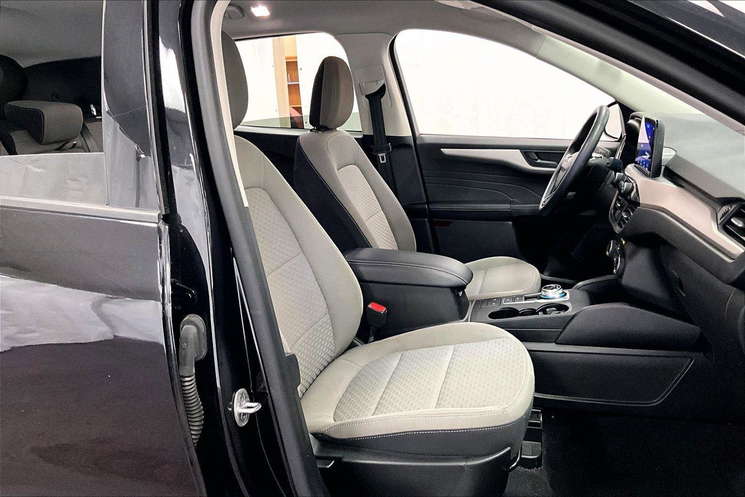 Certified 2022 Ford Escape SE w/ Convenience Package image 7