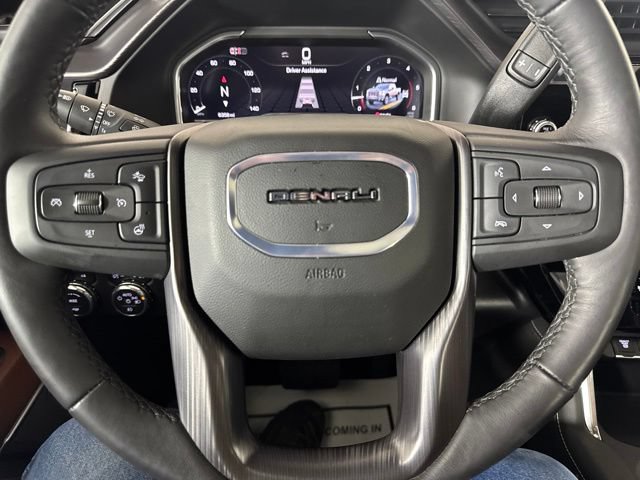 Used 2025 GMC Sierra 3500 Denali Ultimate AWD/4WD image 16