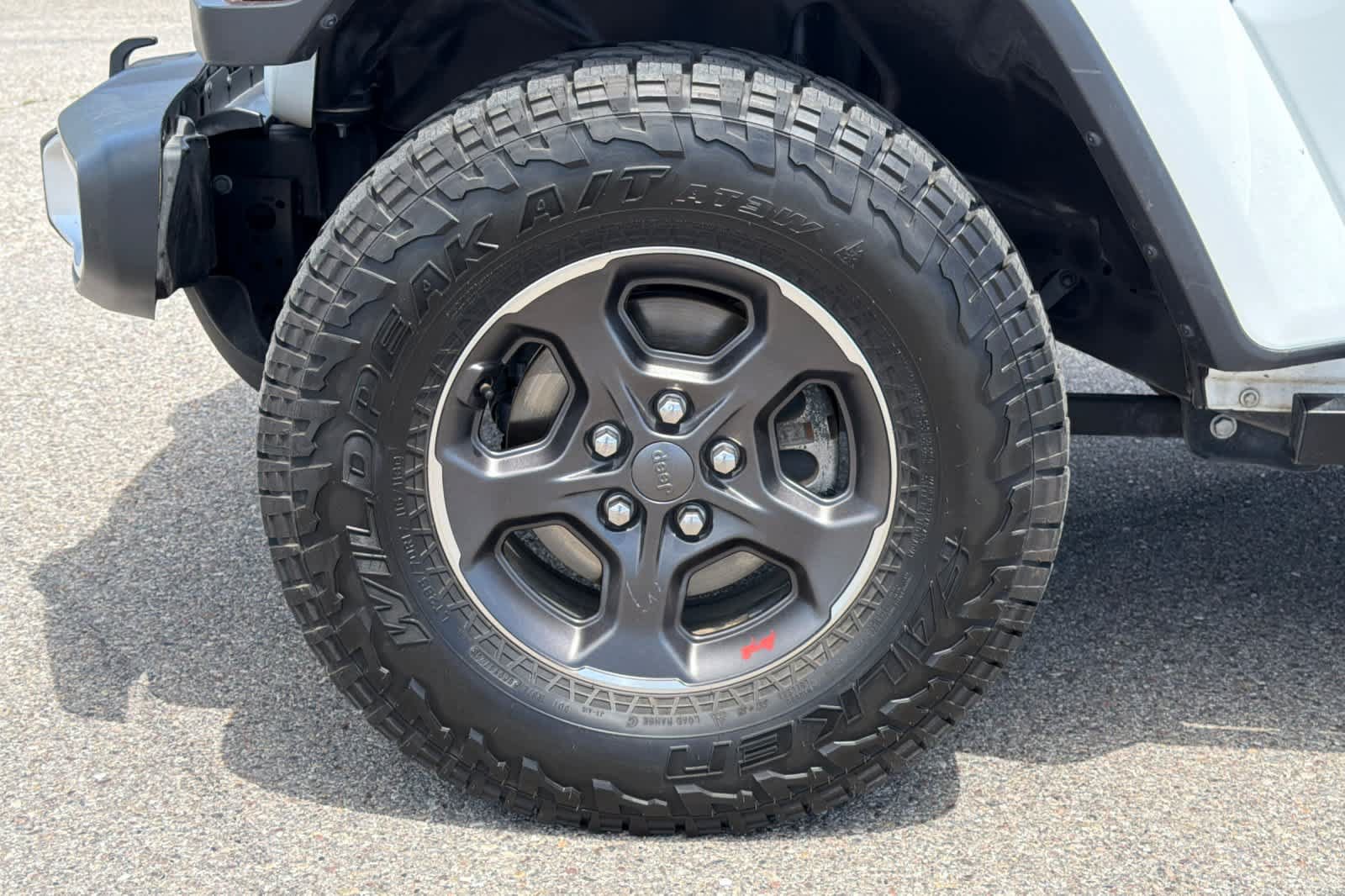 Used 2020 Jeep Gladiator Overland AWD/4WD image 26
