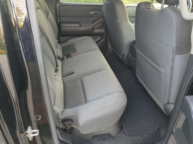 Used 2025 Nissan Frontier SV AWD/4WD image 32