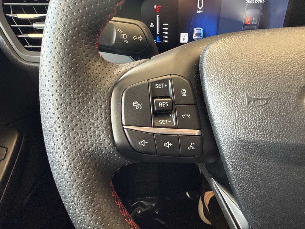 Certified 2023 Ford Escape ST-Line w/ Tech Pack #1 AWD/4WD image 17