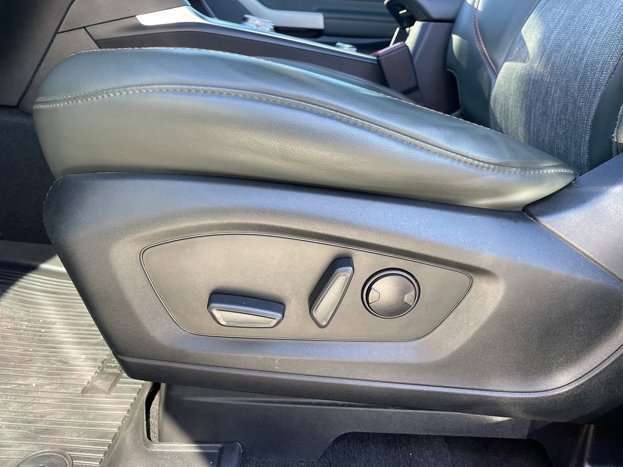 Certified 2021 Ford Explorer Timberline image 28