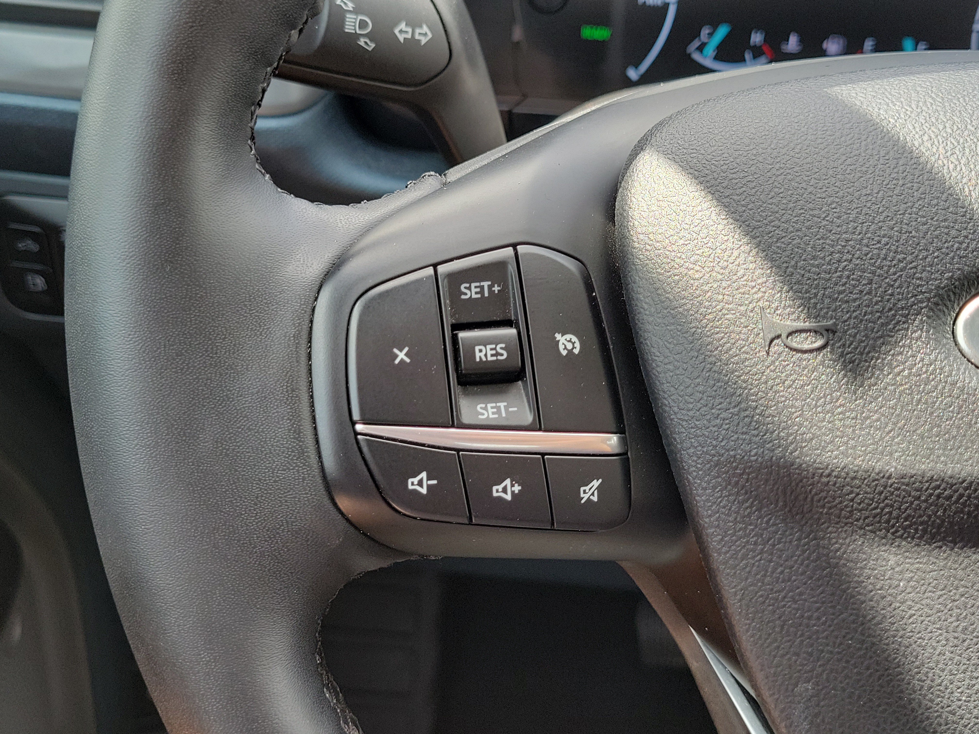Certified 2024 Ford Maverick XLT w/ XLT Luxury Package FWD image 24
