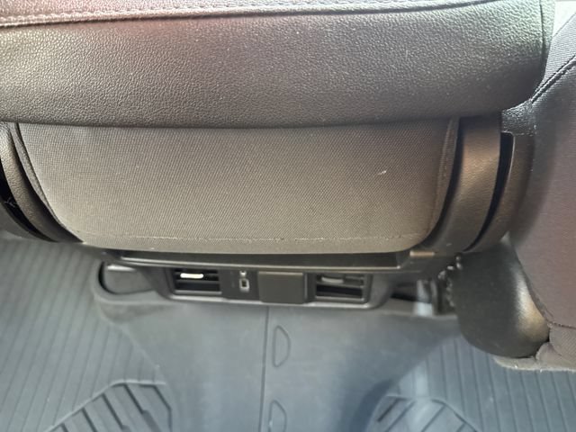 Used 2023 Chevrolet Silverado 1500 LT AWD/4WD image 26