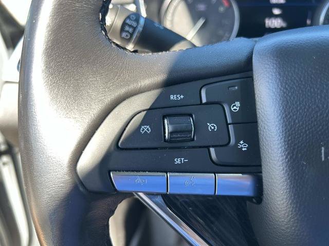 Used 2023 Cadillac XT6 Premium Luxury w/ Technology Package AWD/4WD image 31