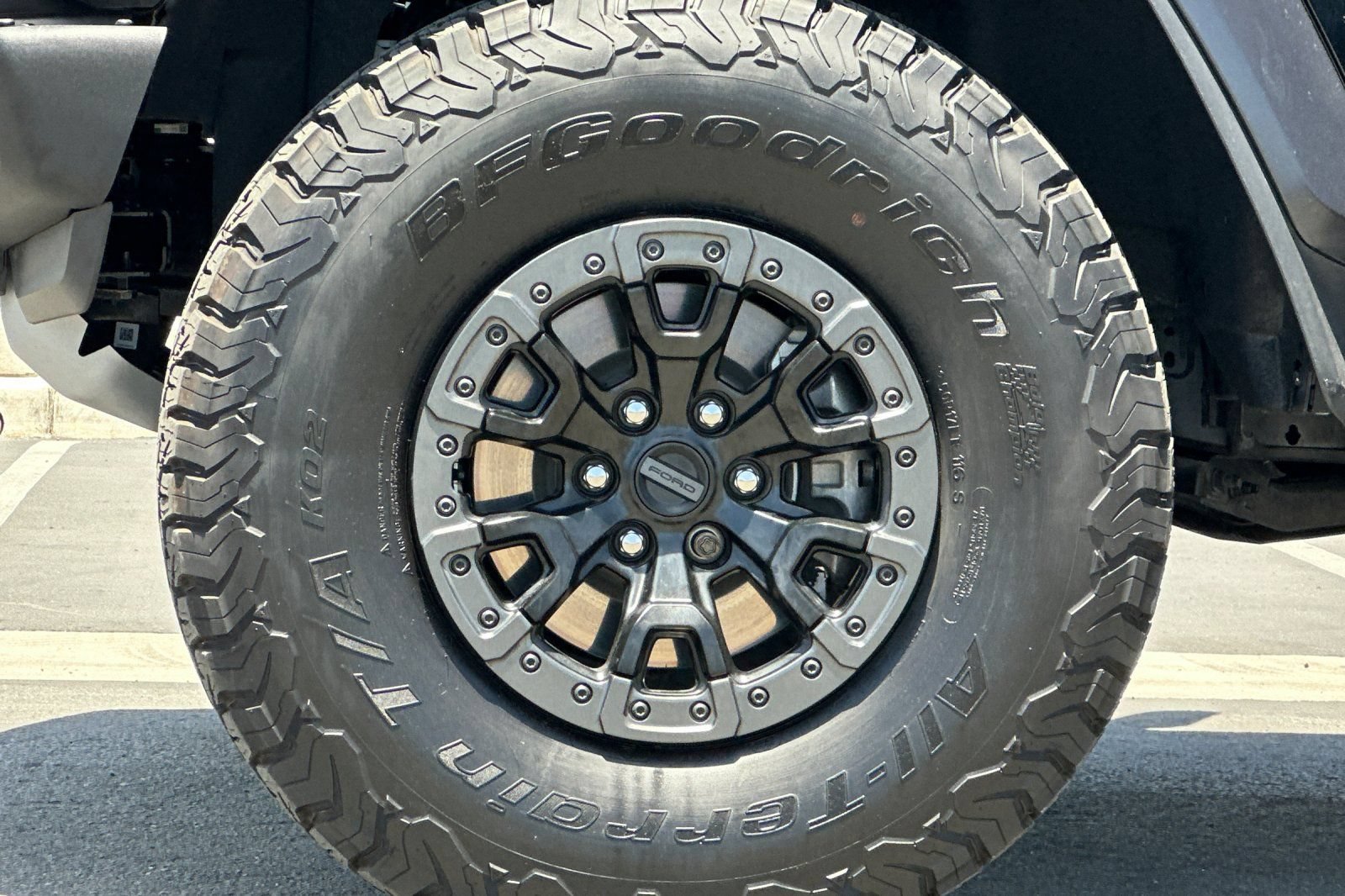 Certified 2024 Ford Bronco Raptor w/ Interior Carbon Fiber Pack 6 AWD/4WD image 26