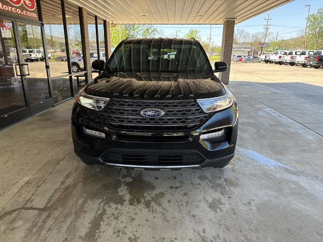 Certified 2023 Ford Explorer XLT w/ Equipment Group 202A image 7
