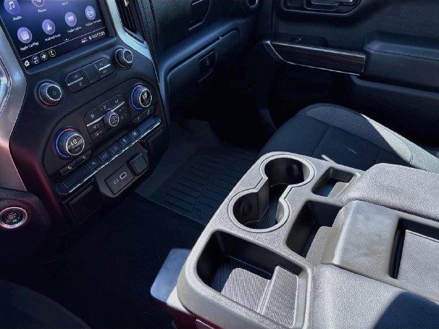 Used 2021 Chevrolet Silverado 1500 RST w/ LPO, Blackout Package AWD/4WD image 16