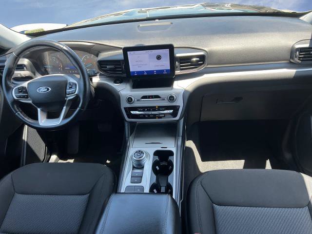 Certified 2023 Ford Explorer XLT RWD image 14