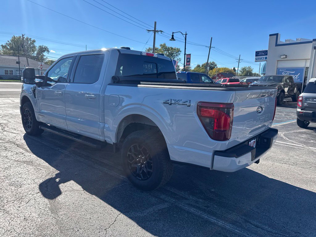 Certified 2024 Ford F250 4x4 Crew Cab Super Duty image 6