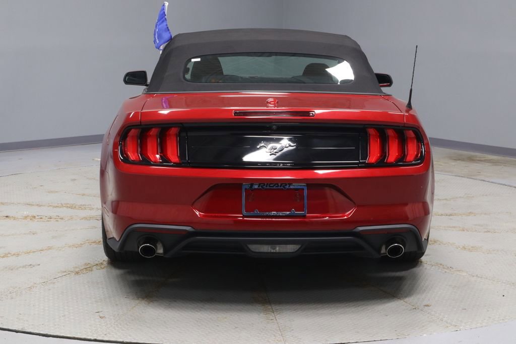 Certified 2021 Ford Mustang Convertible RWD image 4