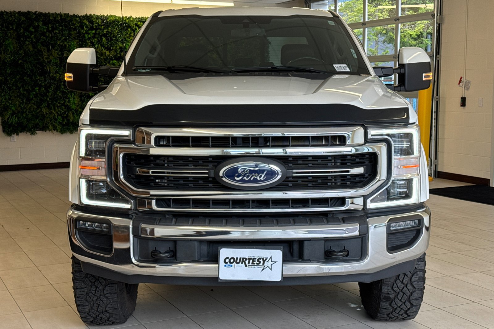 Certified 2021 Ford F350 Lariat w/ Tremor Off-Road Package image 9