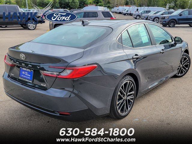 Used 2025 Toyota Camry XLE FWD image 7