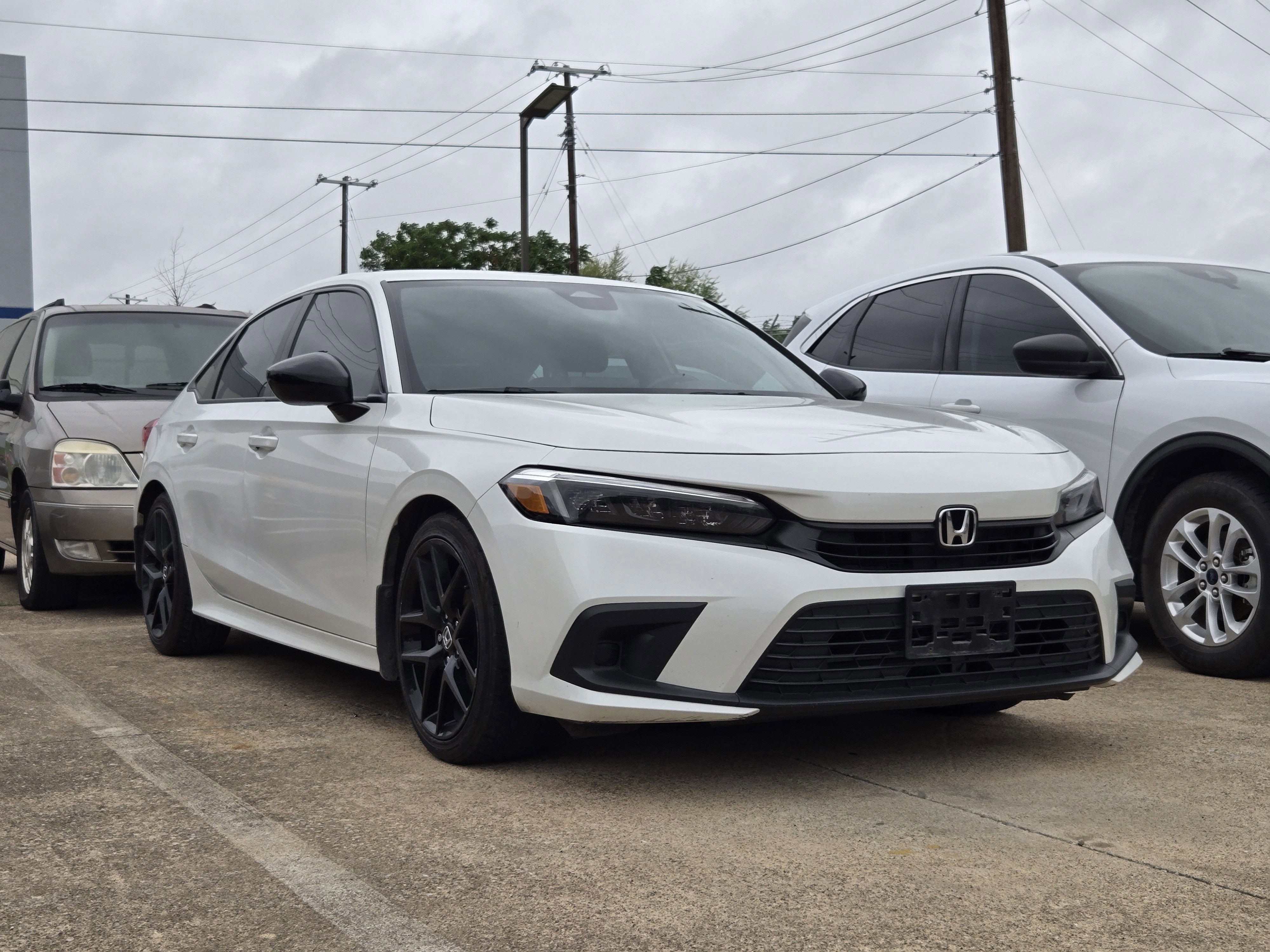 Used 2024 Honda Civic Sport image 4