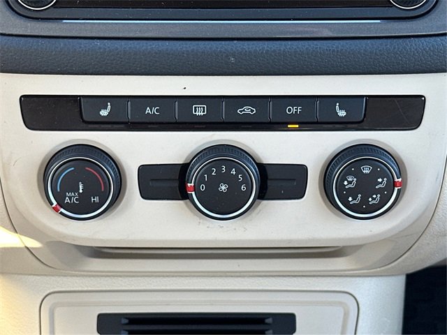 Used 2017 Volkswagen Tiguan S image 24