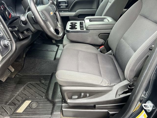 Used 2018 Chevrolet Silverado 1500 LT w/ All Star Edition AWD/4WD image 18