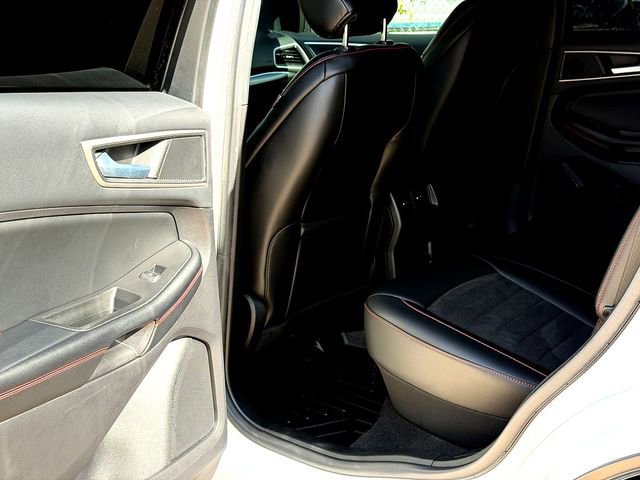 Certified 2022 Ford Edge ST-Line image 22