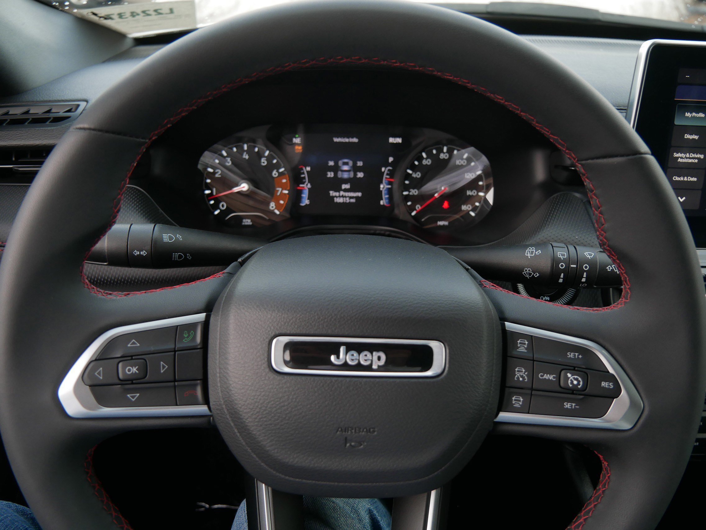 Used 2024 Jeep Compass Trailhawk image 25