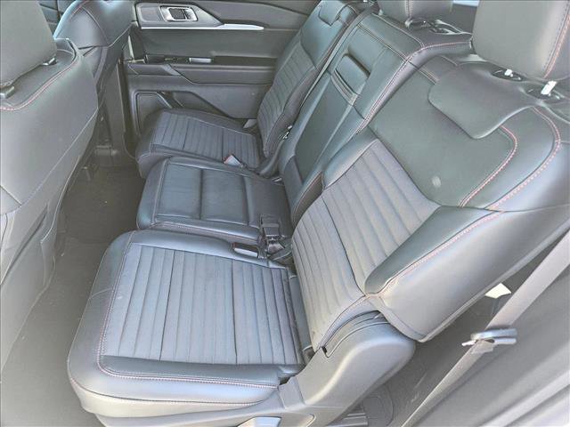 Certified 2025 Ford Explorer ST-Line RWD image 20