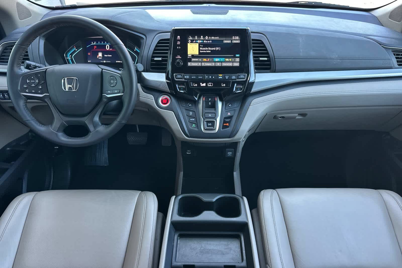 Used 2023 Honda Odyssey EX-L image 3