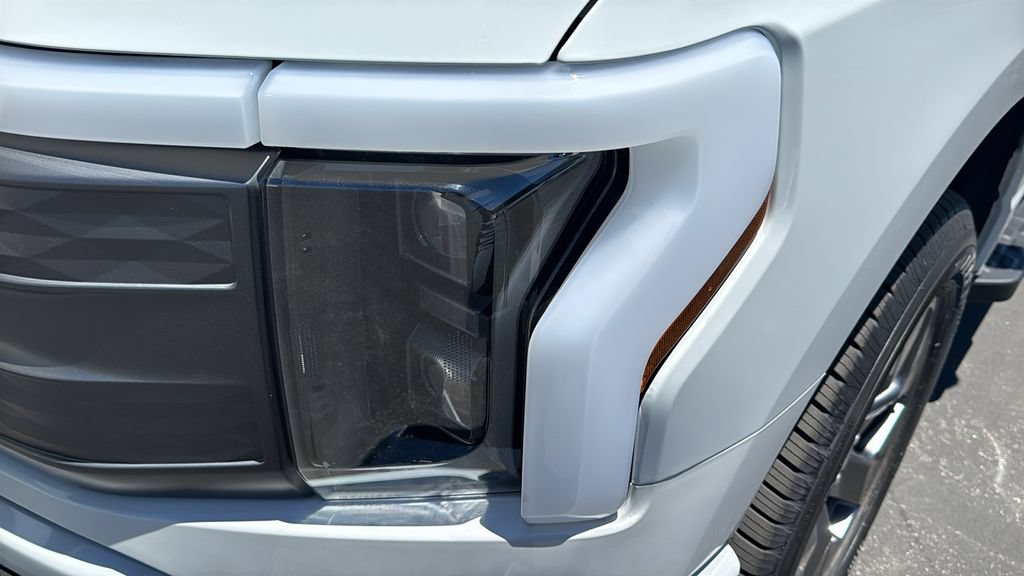 Certified 2023 Ford F150 Lightning Lariat AWD/4WD image 6