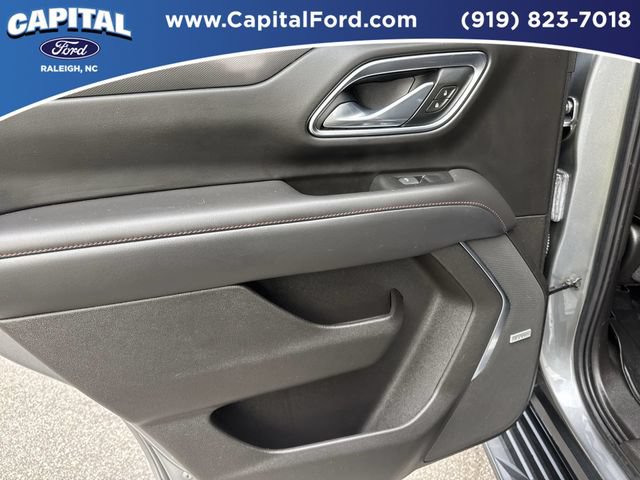 Used 2021 Chevrolet Tahoe RST w/ Luxury Package AWD/4WD image 17