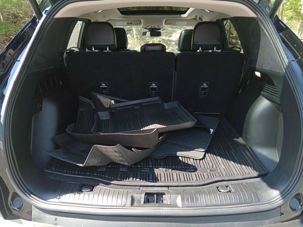 Certified 2020 Ford Escape Titanium w/ Titanium Premium Package 2.0 image 9