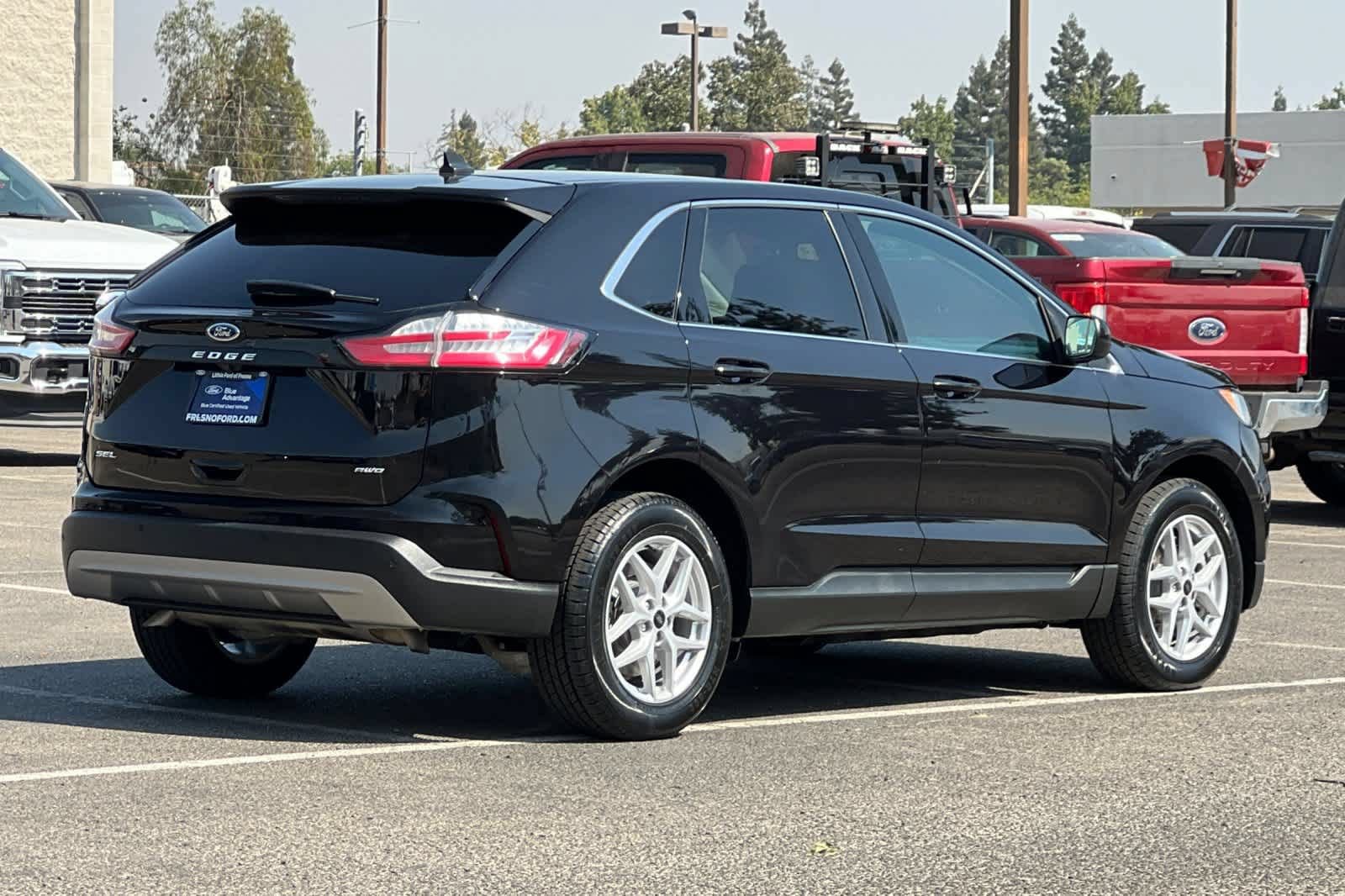 Certified 2024 Ford Edge SEL AWD/4WD image 2