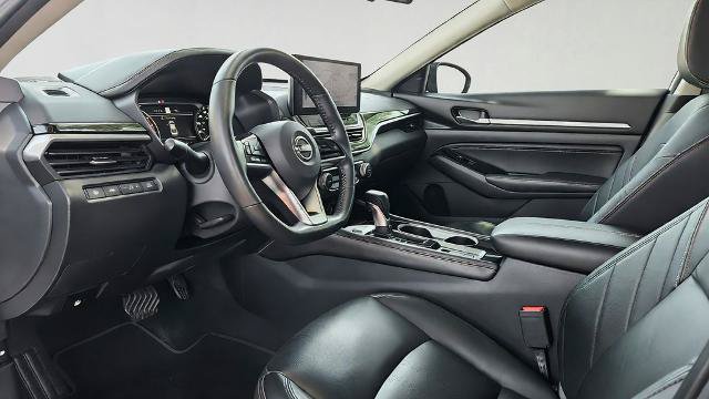 Used 2023 Nissan Altima 2.0 SR FWD image 9