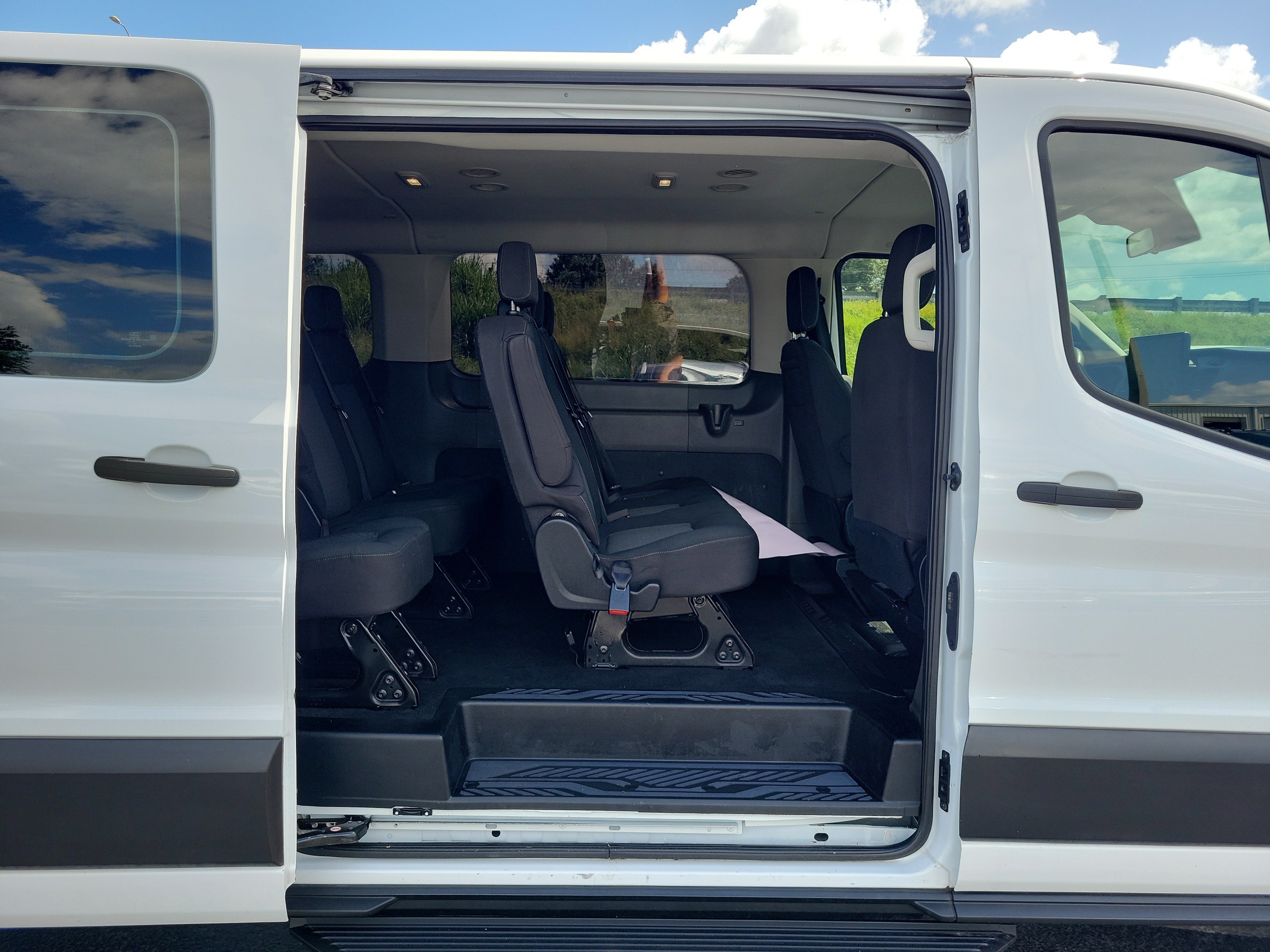 Certified 2023 Ford Transit 350 XLT RWD image 12
